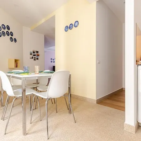 Dadalu Toledo Premium Apartment